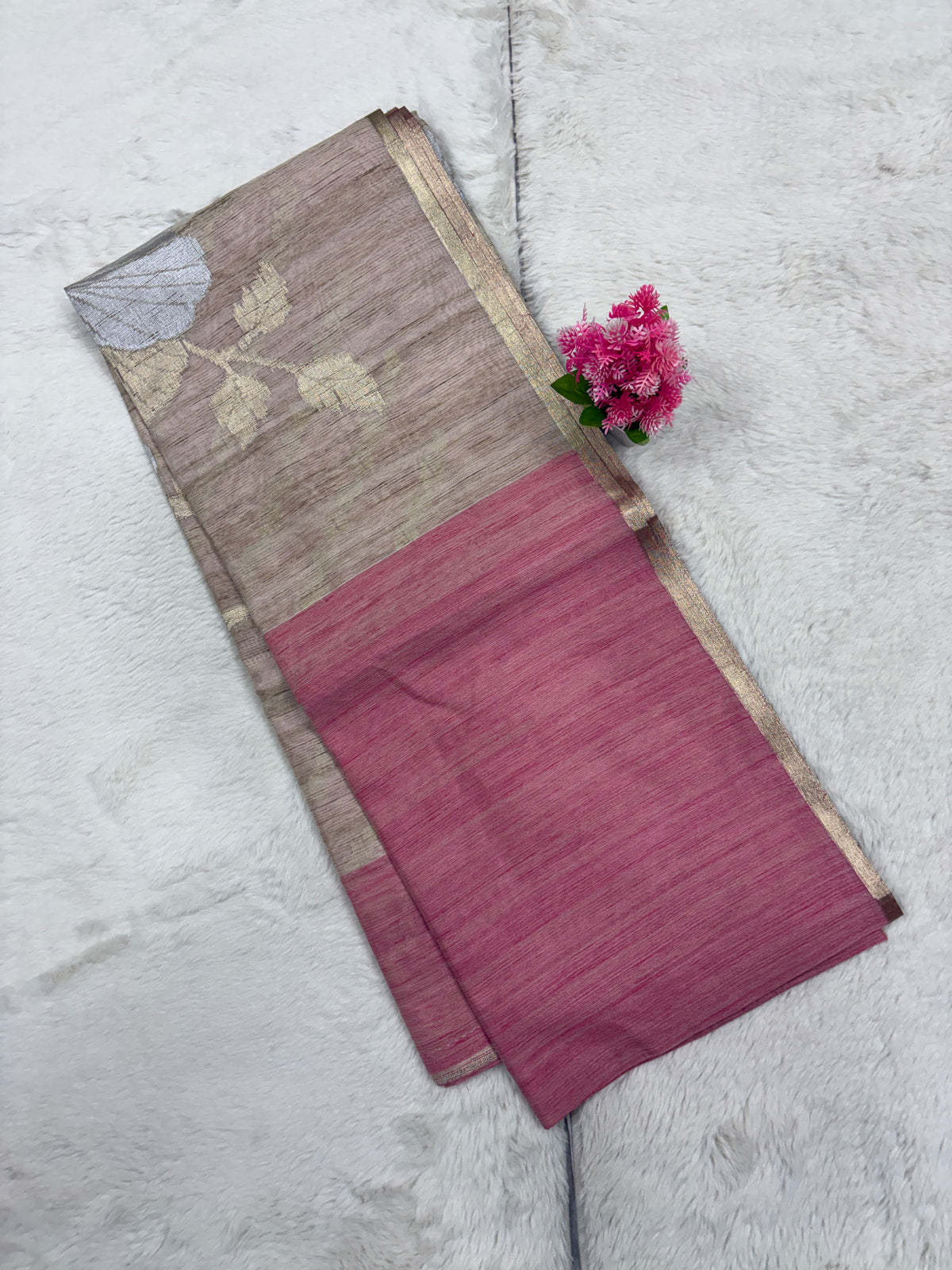 Tussar Tysty — image 1
